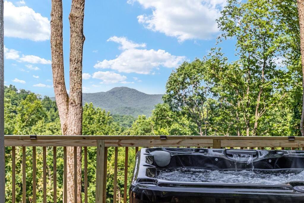 Forest Ridge Cabin - Hot Tub, Wi-Fi, National Park 15 Min, Fire Pit Elkton Esterno foto